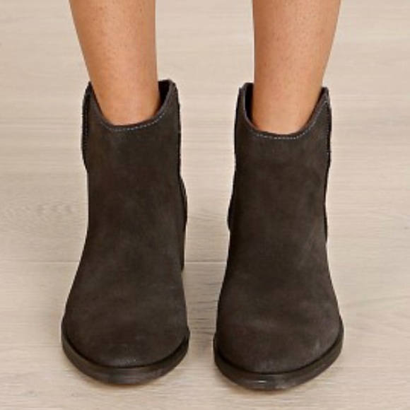 🍃💕NIB Dolce Vita Anthracite Suede Zip Bootie - Picture 9 of 15